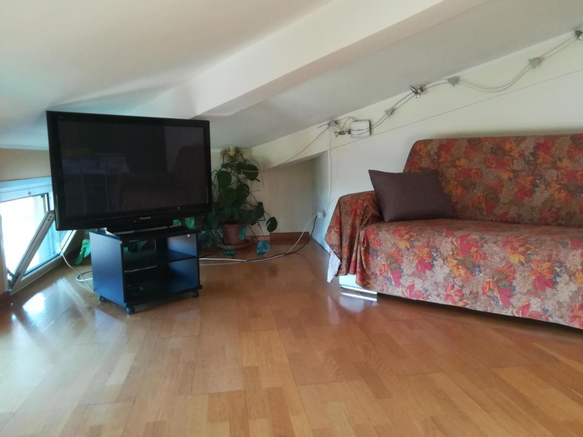 Mansarda Raggio Di Sole Bed & Breakfast Verona Exterior foto