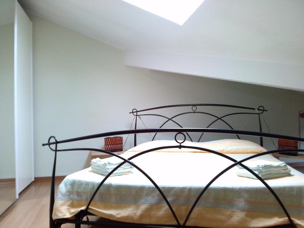 Mansarda Raggio Di Sole Bed & Breakfast Verona Cameră foto